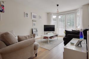 Lounge- click for photo gallery